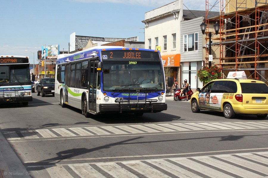 Nova Bus LFS #2987