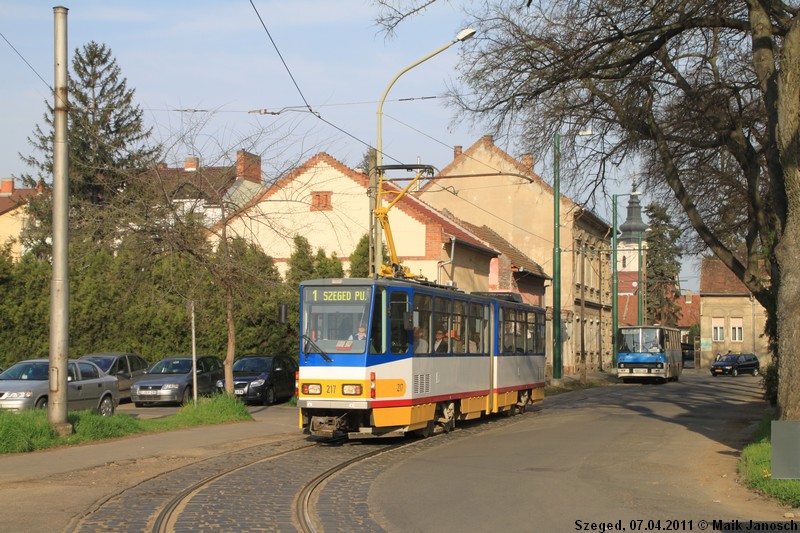 Tatra KT4D #217