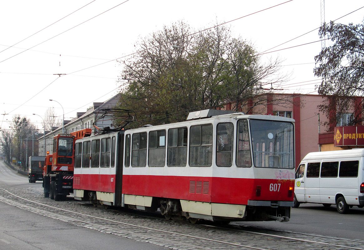 Tatra KT4D #607