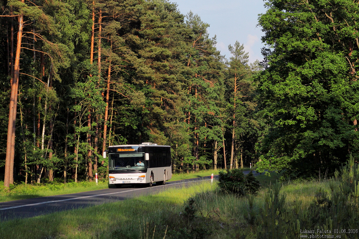 Setra S415 NF #UER-PV 27