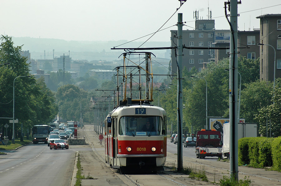 Tatra T3M #8018